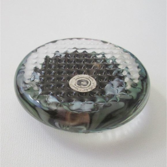 Peter Patterson Art Glass Paperweight Clear Bubbles Green Black Speckled Dome - Picture 8 of 9